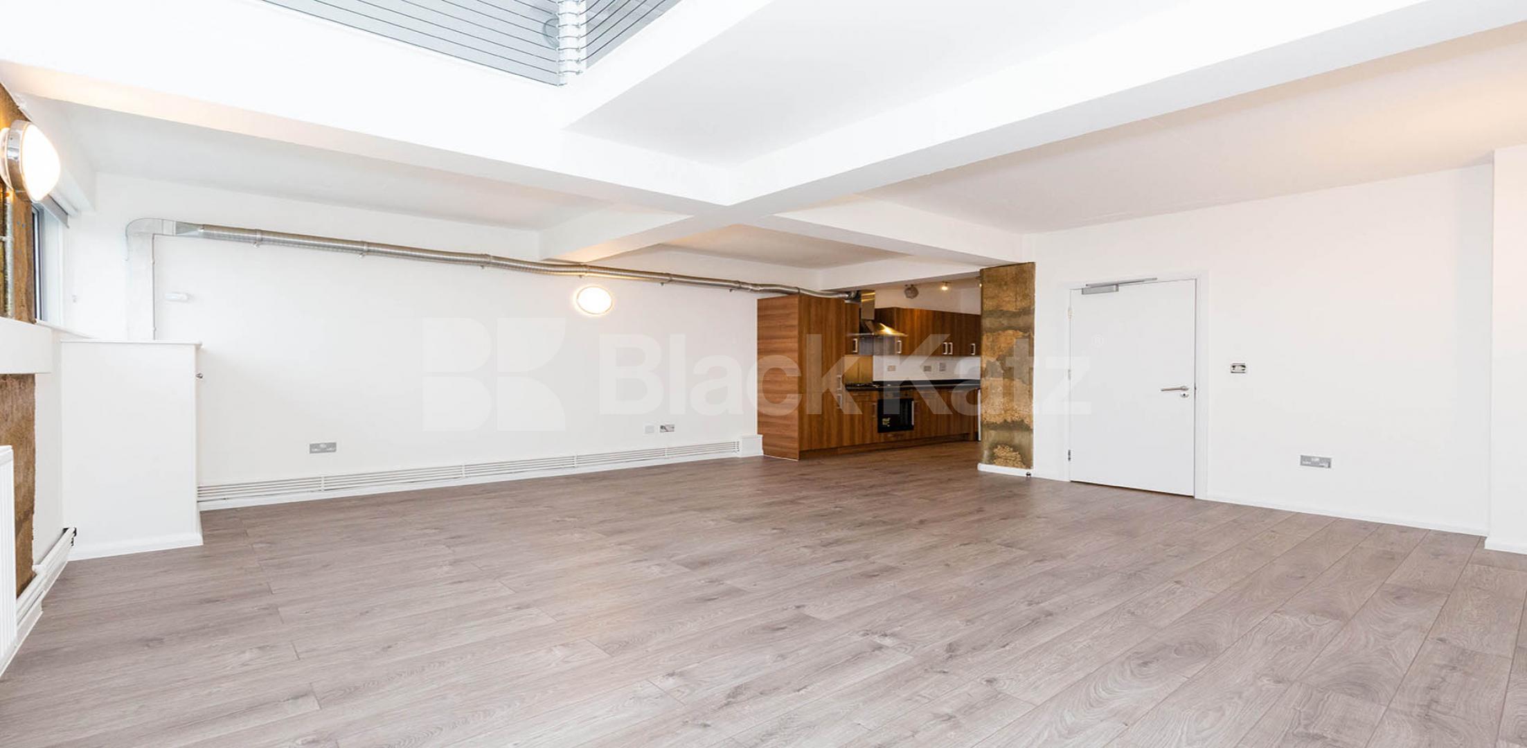 			STUNNING 3 BEDROOM WAREHOUSE APARTMENT, 3 Bedroom, 2 bath, 1 reception Flat			 ABILITY VIEW-KINGSLAND ROAD, DALSTON/HAGGERSTON